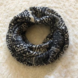 Infinity scarf